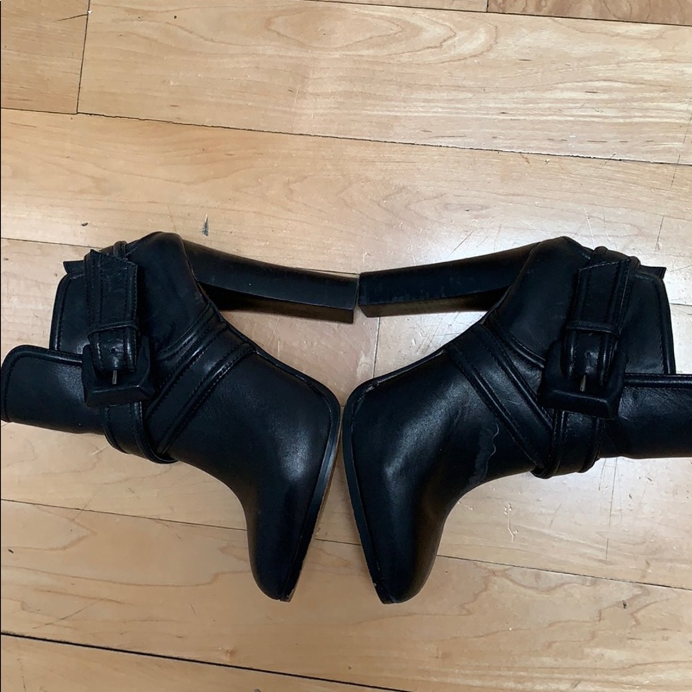 Max Studio 4” heeled Booties (worn once)